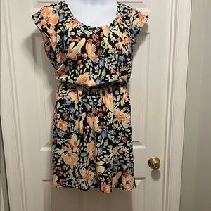 Floral Print Dress with Ruffled Sleeves
